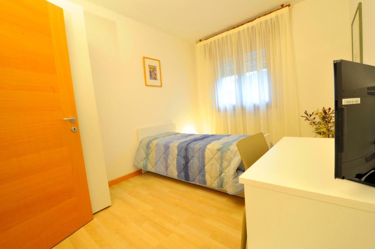 Bed And Breakfast La Sosta Ponte San Nicolò Rom bilde