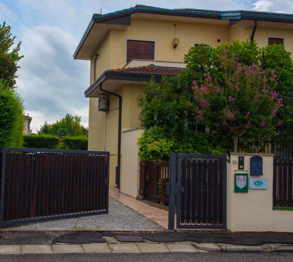 Bed And Breakfast La Sosta Ponte San Nicolò Eksteriør bilde